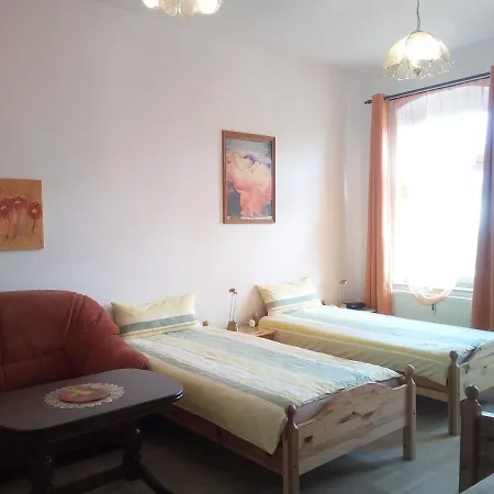 Aa-apartment -7 Fuer Geschaeftsreisende - Zu Hause 게스트하우스 4*