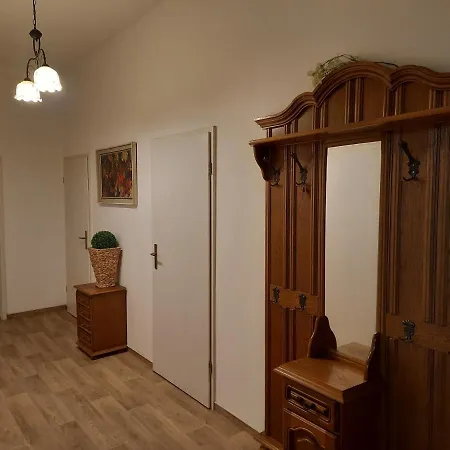 Aa-apartment -7 Fuer Geschaeftsreisende - Zu Hause 4*