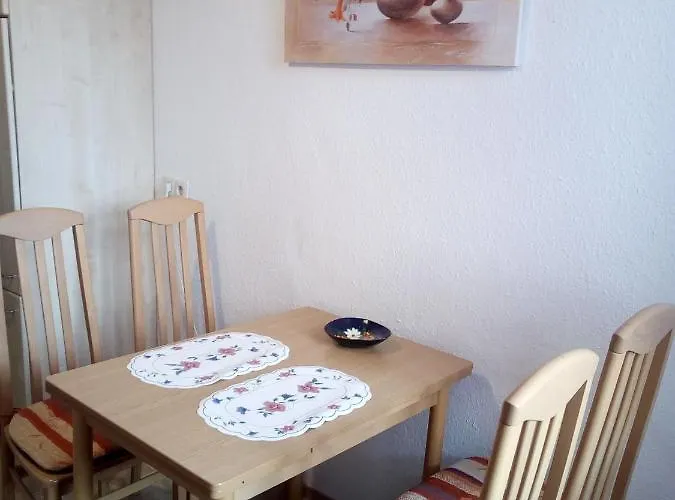 Pensjonat Aa-apartment -7 Fuer Geschaeftsreisende - Zu Hause Chemnitz