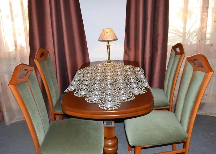 Aa-apartment -7 Fuer Geschaeftsreisende - Zu Hause Pensjonat 4*